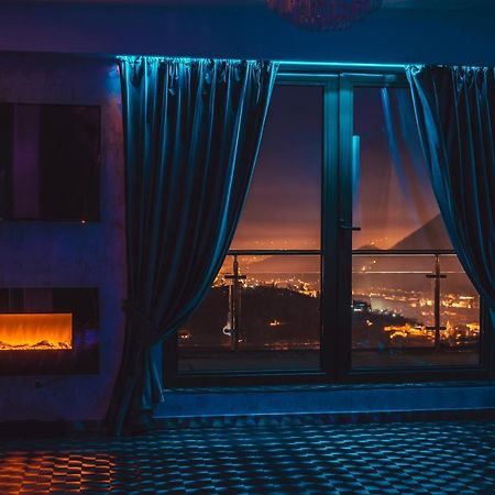 Seasons-Top Of The City ブラショフ エクステリア 写真